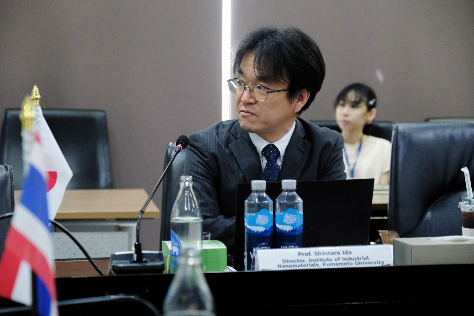 ภาพผู้ร่วมประชุมดังในงานจับมือ Institute of Industrial Nanomaterials Kumamoto University เสริมสร้างความร่วมมือด้านวิจัยและพัฒนานาโนเทคโนโลยี